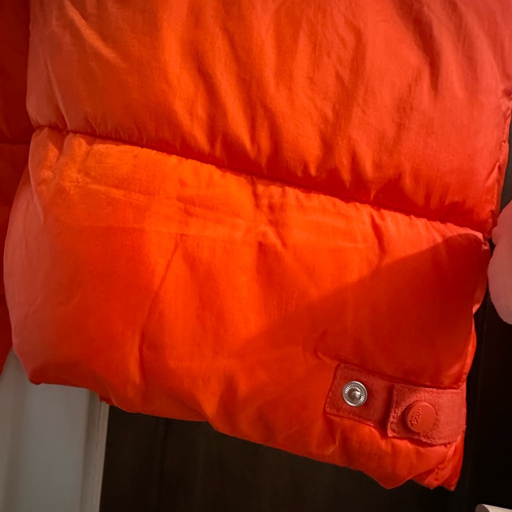 NWT free people size M- puffer vest in orange - Picture 6 of 8